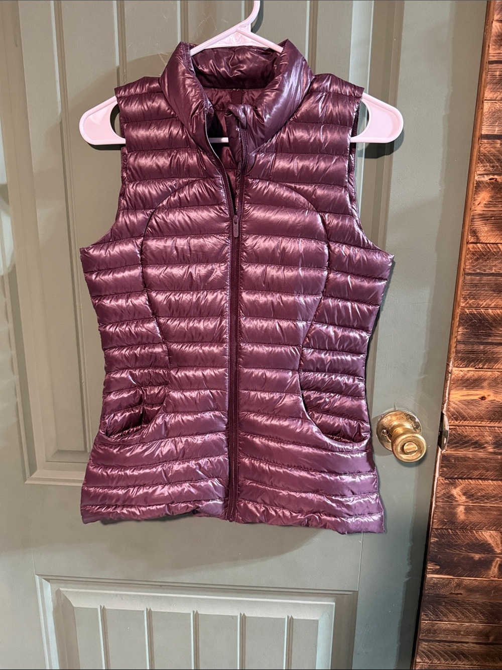 Lululemon Pack It Down Vest Shine Bordeaux Drama Size 4 Goose Down